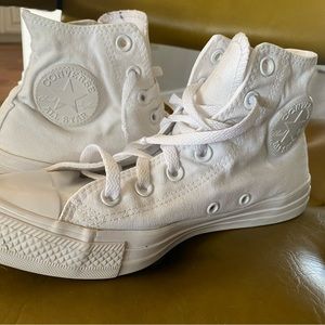 Converse Chuck Taylors